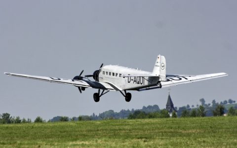 Ju 52