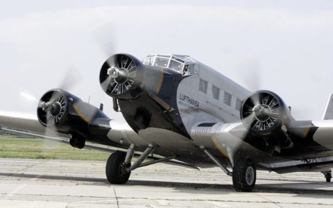 Ju 52